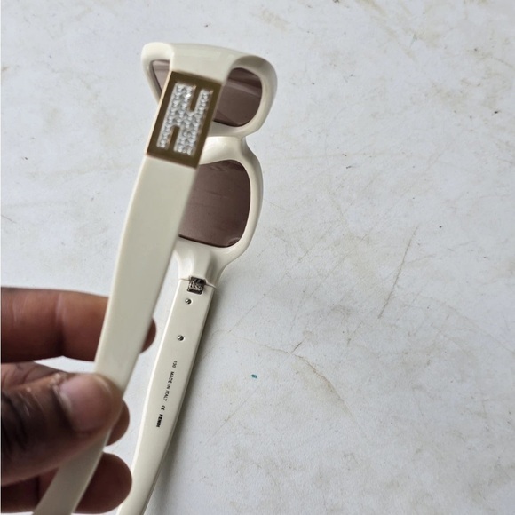 Authentic Fendi Off White Sunglass Women Sparkle Side Bling Made In Italy - Picture 8 of 14